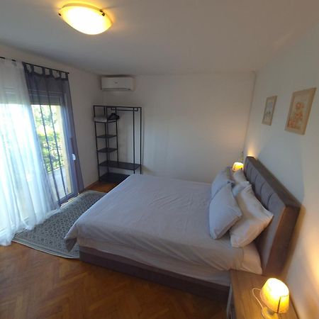 Holiday Home Marincello Solin Exterior foto